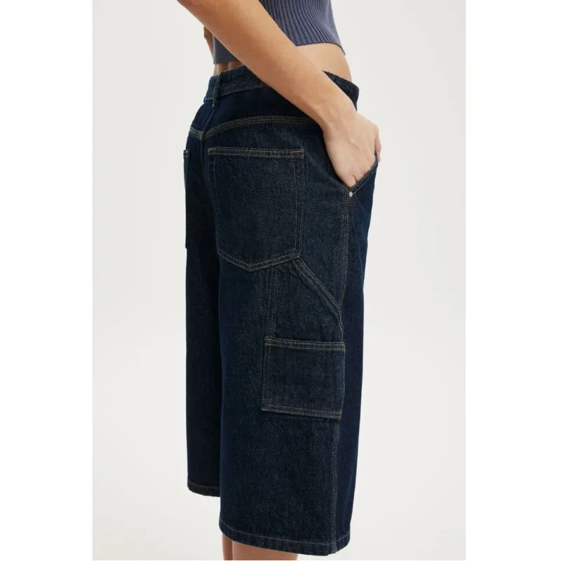 plus Size Women's Loose Wide Leg Jeans Mid-Length Shorts Washed Denim Fashionable Versatile Slimming Street Style Elastic Jeans
plus Size Women's Loose Wide Leg Jeans Mid-Length Shorts Washed Denim Fashionable Versatile Slimming Street Style Elastic Jeans