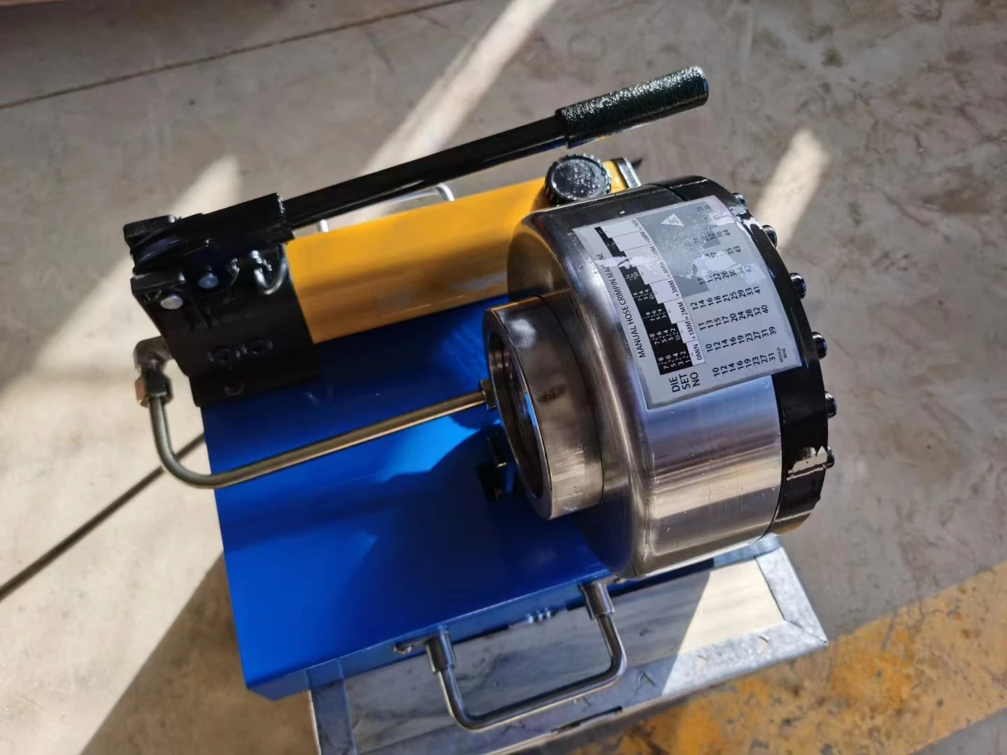 Factory Manual Hand Operated Hydraulic Pipe Crimper Pressure Hose Squeezing Machine Press Crimping Tool Hydraulic Pipe Press
Factory Manual Hand Operated Hydraulic Pipe Crimper Pressure Hose Squeezing Machine Press Crimping Tool Hydraulic Pipe Press