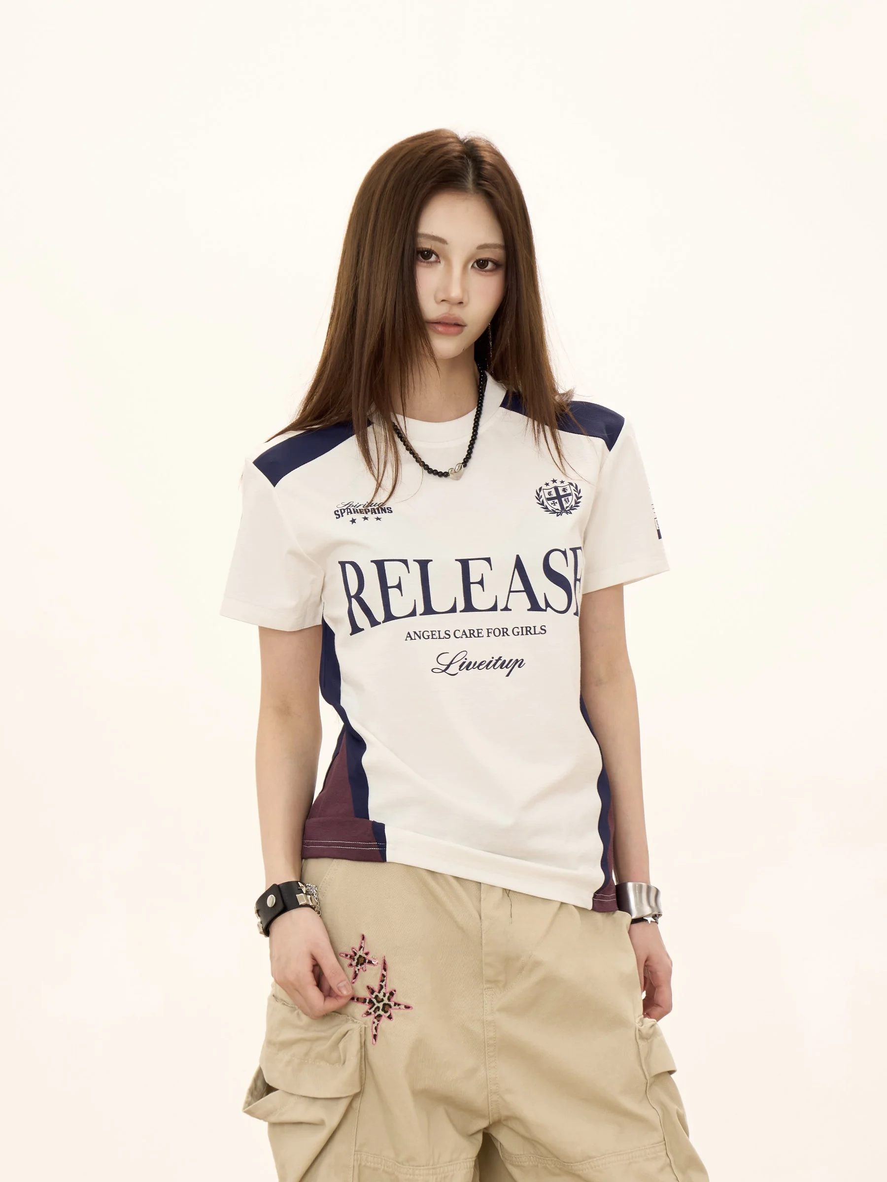 ONLPP American Style Retro Color Block Short Sleeve T-Shirt Women's Slim Fit Letter Print Sporty Style Top for Summer
ONLPP American Style Retro Color Block Short Sleeve T-Shirt Women's Slim Fit Letter Print Sporty Style Top for Summer