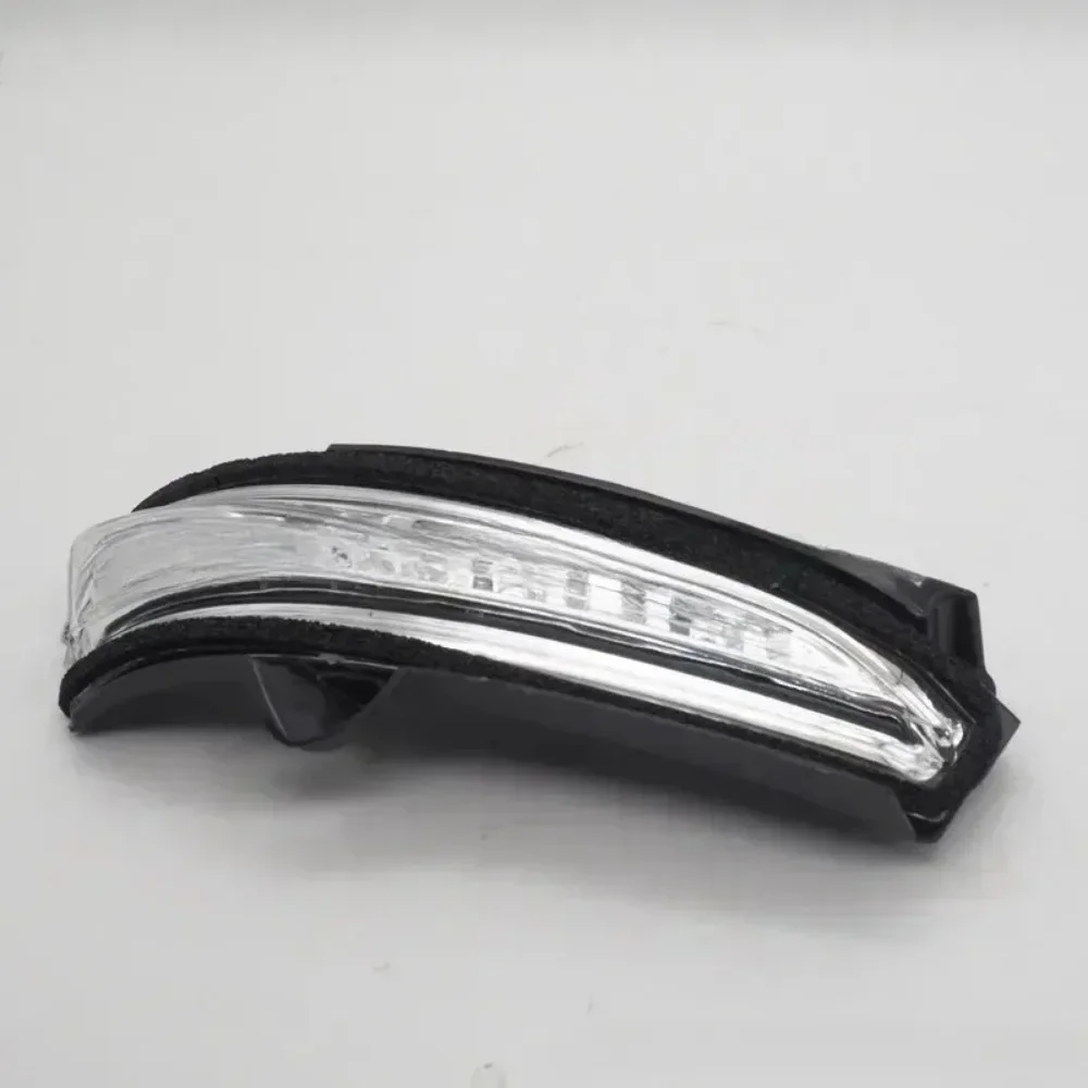 For 14-19 MK5 for Right Hand LED Wing Mirror Indicator Signal Light O/S
For 14-19 MK5 for Right Hand LED Wing Mirror Indicator Signal Light O/S