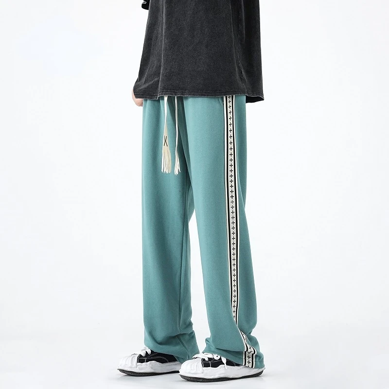 Spring Autumn Cotton Sweatpants Men Fashion Embroidery Loose Trousers Male Casual Harem Pants
Spring Autumn Cotton Sweatpants Men Fashion Embroidery Loose Trousers Male Casual Harem Pants