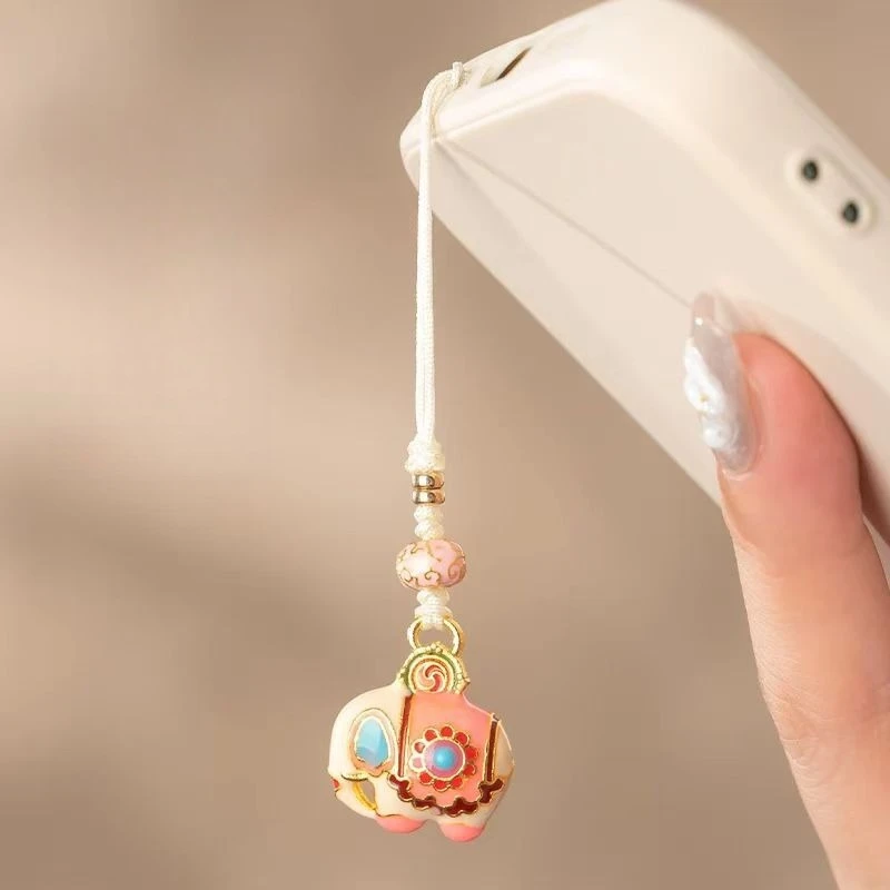 New Chinese Style Bag Pendant Mobile Phone Chain High-end Feeling Auspicious Little Elephant Female Best Friend's Birthday Gift
New Chinese Style Bag Pendant Mobile Phone Chain High-end Feeling Auspicious Little Elephant Female Best Friend's Birthday Gift