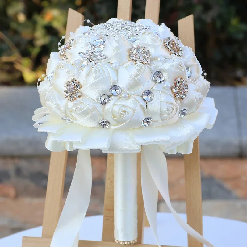 1pc Luxury Handmade Bouquet for Wedding Rhinestone Jewelry Decorated Ribbon Rose Flower Bridal Flower Party Decorations
1pc Luxury Handmade Bouquet for Wedding Rhinestone Jewelry Decorated Ribbon Rose Flower Bridal Flower Party Decorations