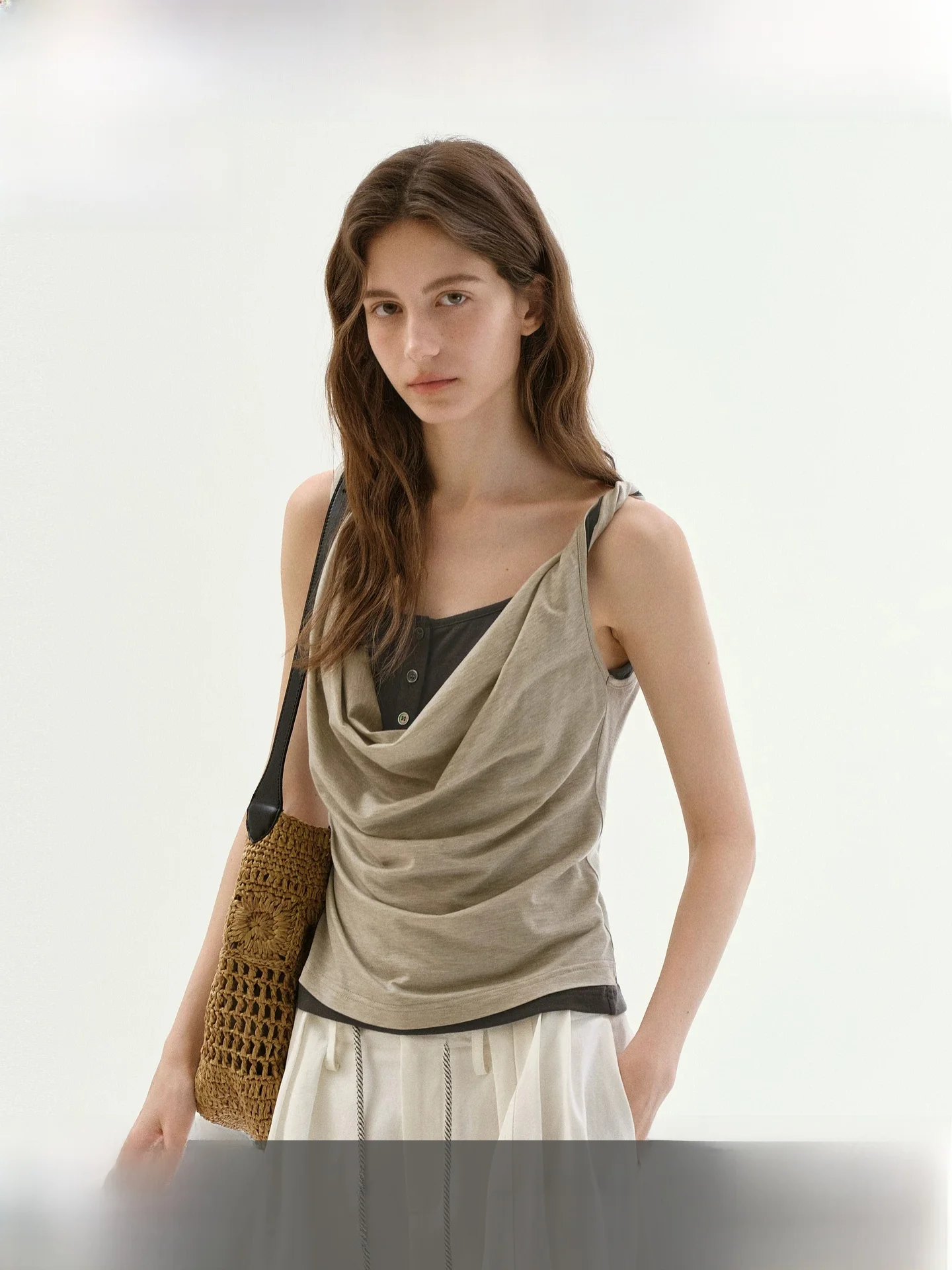 Fano Lazy Color Block Sleeveless Vest Women's Autumn New Design Swing Collar Fake Two-Piece Top Comfortable Breathable Short ...
Fano Lazy Color Block Sleeveless Vest Women's Autumn New Design Swing Collar Fake Two-Piece Top Comfortable Breathable Short ...