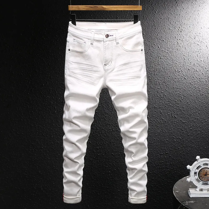 Уличный дизайнер Модные мужские джинсы Белые эластичные приталенные винтажные повседневные джинсы Мужские высококачественные джинсовые брюки в корейском стиле Hombre
Уличный дизайнер Модные мужские джинсы Белые эластичные приталенные винтажные повседневные джинсы Мужские высококачественные джинсовые брюки в корейском стиле Hombre