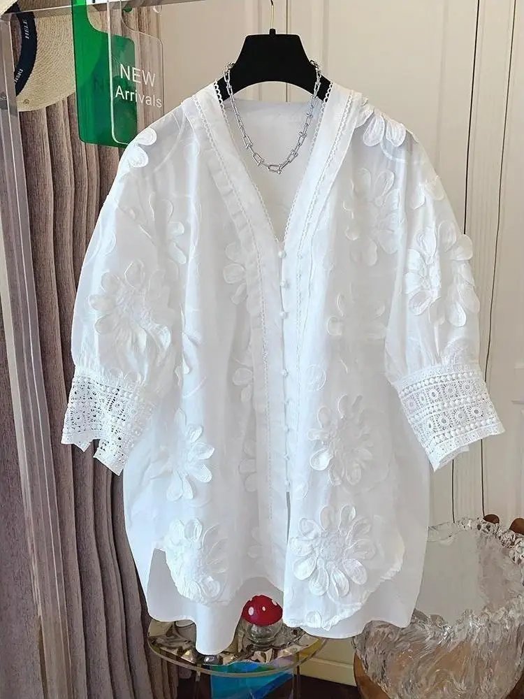 French Style Floral Lace V-neck White Short Sleeved Shirt Fashion Causal Top 2025 Summer New
French Style Floral Lace V-neck White Short Sleeved Shirt Fashion Causal Top 2025 Summer New