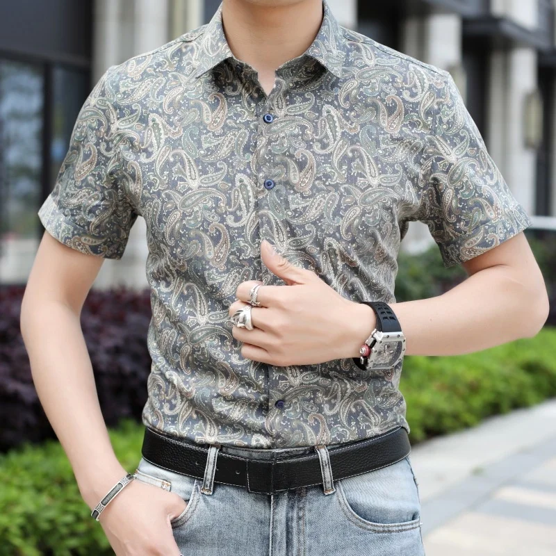 Summer Short Sleeve Slim Fit Men's Shirt Walnut Flower Pattern Iron-Free Versatile Men's Wear Casual Business Shirt
Summer Short Sleeve Slim Fit Men's Shirt Walnut Flower Pattern Iron-Free Versatile Men's Wear Casual Business Shirt