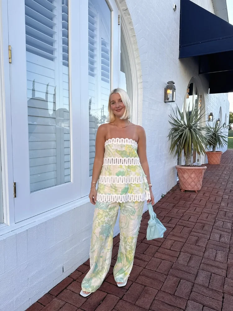 Women's Linen Contrasting Color Set Lady Camisole Top High Waisted Loose Pants 2-piece Set Daily Summer Leisure Vacation Outfit
Women's Linen Contrasting Color Set Lady Camisole Top High Waisted Loose Pants 2-piece Set Daily Summer Leisure Vacation Outfit