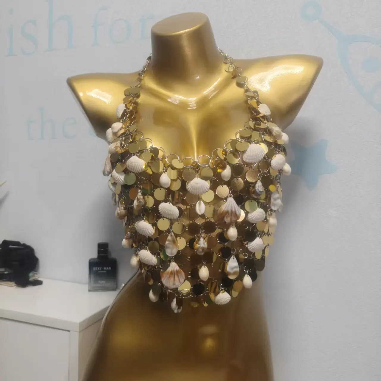 Hot Selling Handmade Shell Bead Top, Neck Hanging Strap, Shell Bra, Summer Beach Sexy Body Chain Decoration, Strapless
Hot Selling Handmade Shell Bead Top, Neck Hanging Strap, Shell Bra, Summer Beach Sexy Body Chain Decoration, Strapless