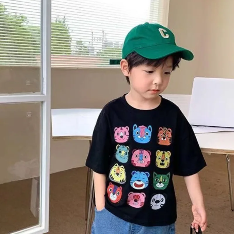 Children's Summer Clothing Boys Short Sleeved T-shirt New Summer Letter Print Children's Half Sleeved Baby Top
Children's Summer Clothing Boys Short Sleeved T-shirt New Summer Letter Print Children's Half Sleeved Baby Top