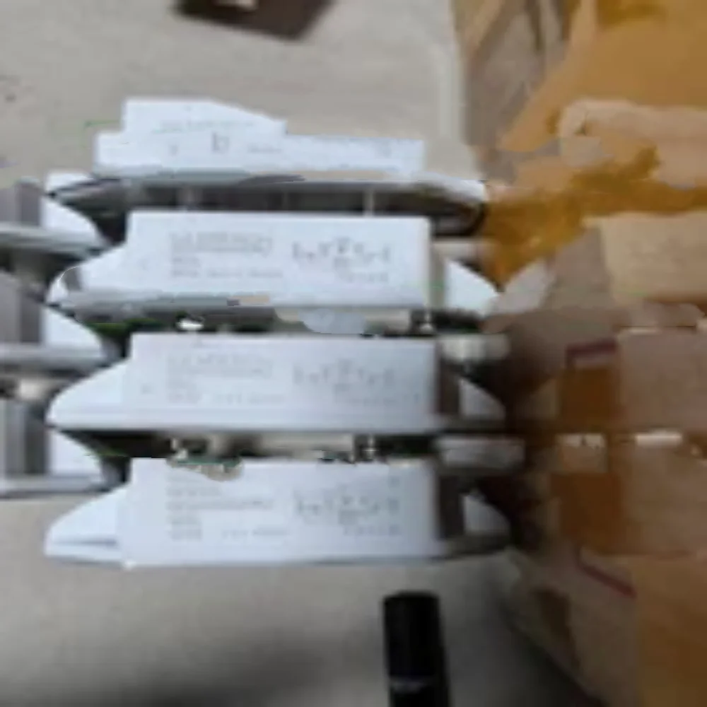 SKM111RZR 
SKM111RZR