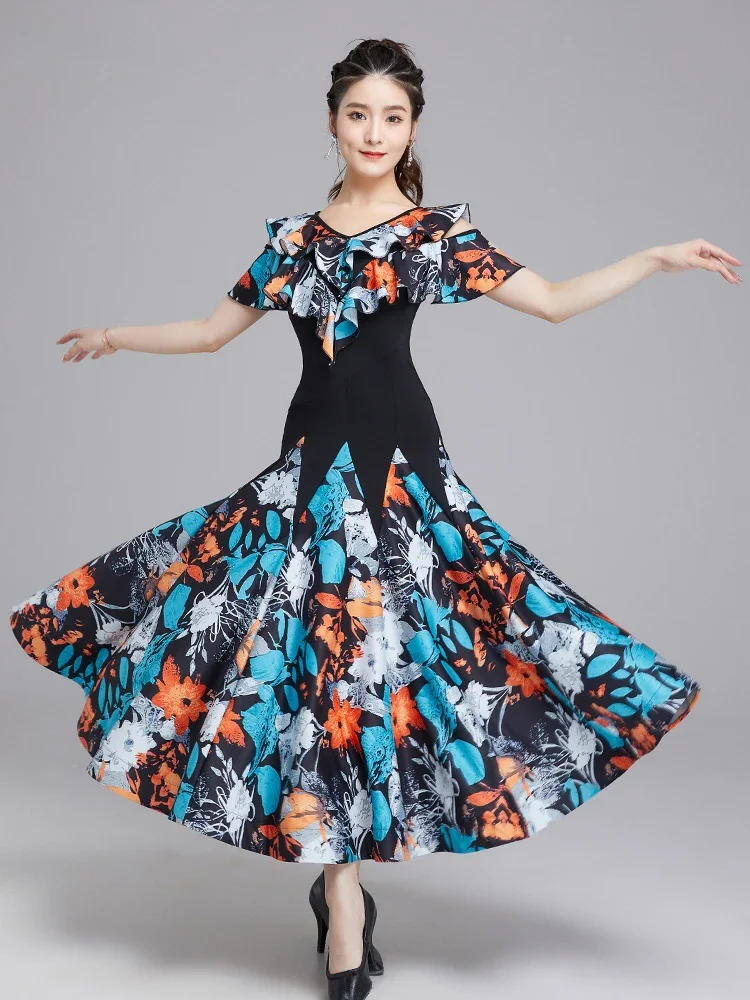 X2184 Lady Modern Dance Dress Latin Dance Ballroom Dancing Costume Waltz Short Sleeve Big Skirt Practice Performance Clothes
X2184 Lady Modern Dance Dress Latin Dance Ballroom Dancing Costume Waltz Short Sleeve Big Skirt Practice Performance Clothes