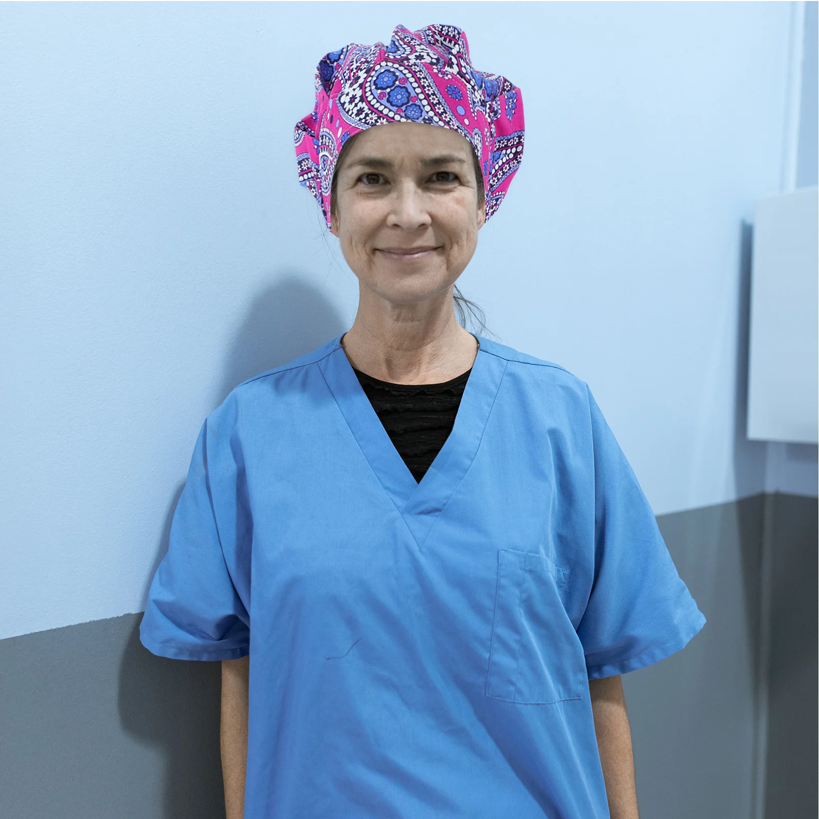 Adjustable Hat Operating Room Cap Nurse Doctor Hats Comfortable Sweat Absorbent Cotton Material Easy Wash Dry Hair Loss
Adjustable Hat Operating Room Cap Nurse Doctor Hats Comfortable Sweat Absorbent Cotton Material Easy Wash Dry Hair Loss