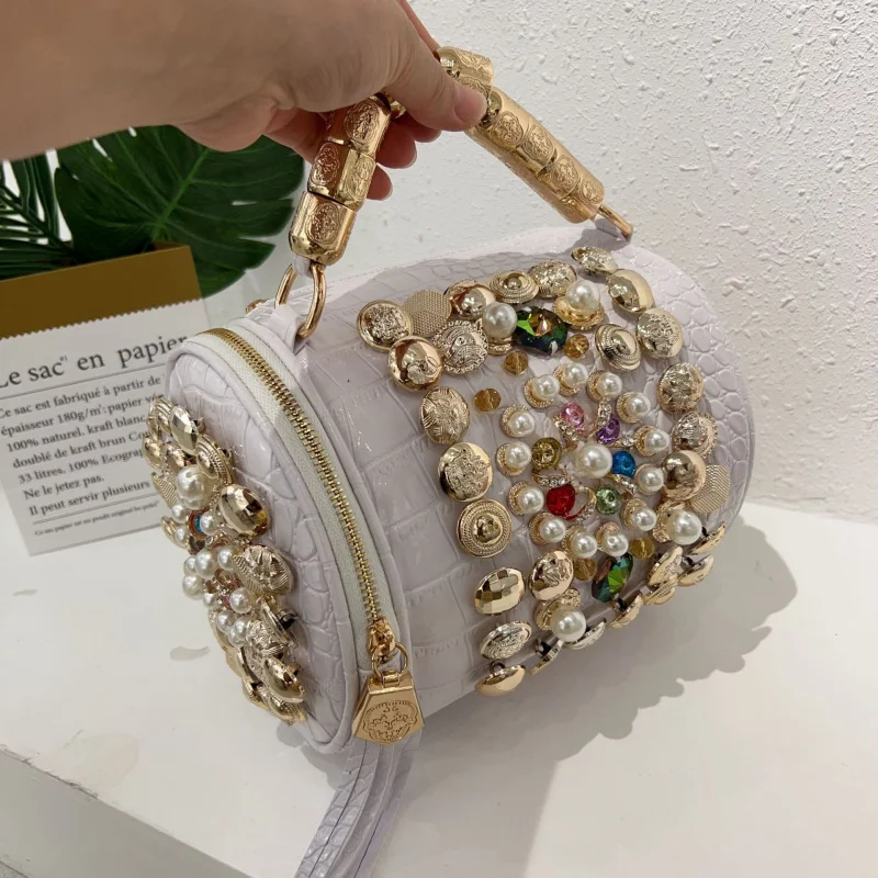 2026New handcrafted beaded and studded small round bucket bag, shoulder and crossbody bag
2026New handcrafted beaded and studded small round bucket bag, shoulder and crossbody bag