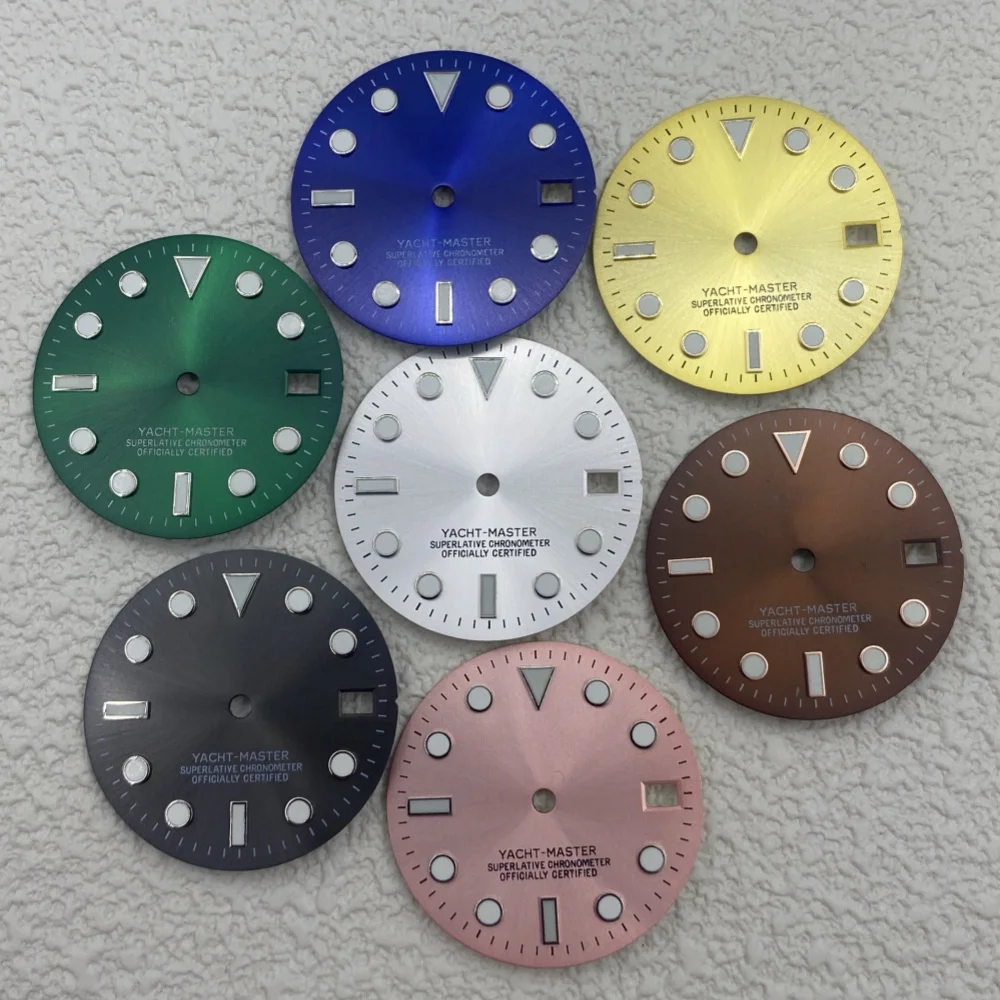 28.5mm S dial round pin green luminous dial literal watch modification accessories have calendar fit NH35 movement
28.5mm S dial round pin green luminous dial literal watch modification accessories have calendar fit NH35 movement