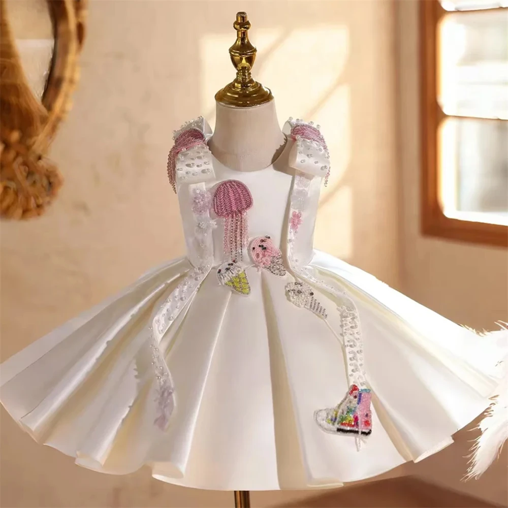 Customized White Flower Girl Dress for Wedding Appliques Sleeveless High Waist Elegant Kids Birthday First Communion Gown
Customized White Flower Girl Dress for Wedding Appliques Sleeveless High Waist Elegant Kids Birthday First Communion Gown