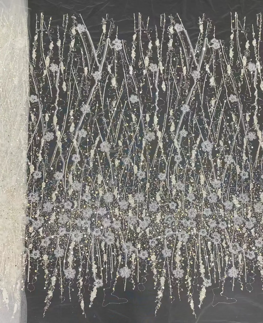 Super Pretty Advanced Fabric Africa Design Handmade Embroidery Beads Net Lace Top Quality Sequins Fabric For Women Party Dress
Super Pretty Advanced Fabric Africa Design Handmade Embroidery Beads Net Lace Top Quality Sequins Fabric For Women Party Dress