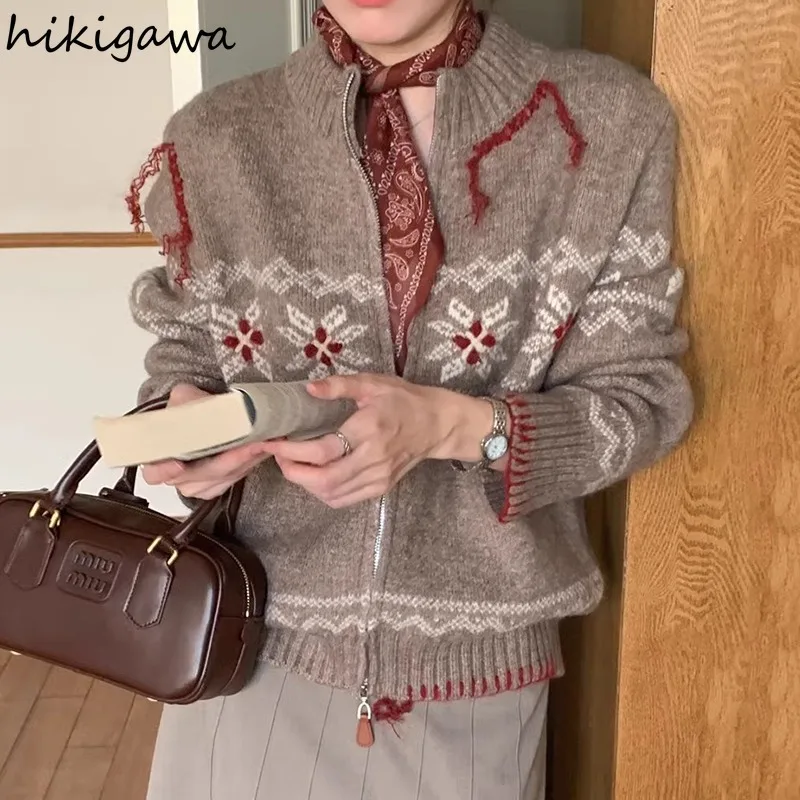 Chic Korean Sueter Mujer Stand Neck Zipper Cardigan Jackets Women Winter Clothing Pull Femme Zipper Casual Print Knitted Sweater
Chic Korean Sueter Mujer Stand Neck Zipper Cardigan Jackets Women Winter Clothing Pull Femme Zipper Casual Print Knitted Sweater
