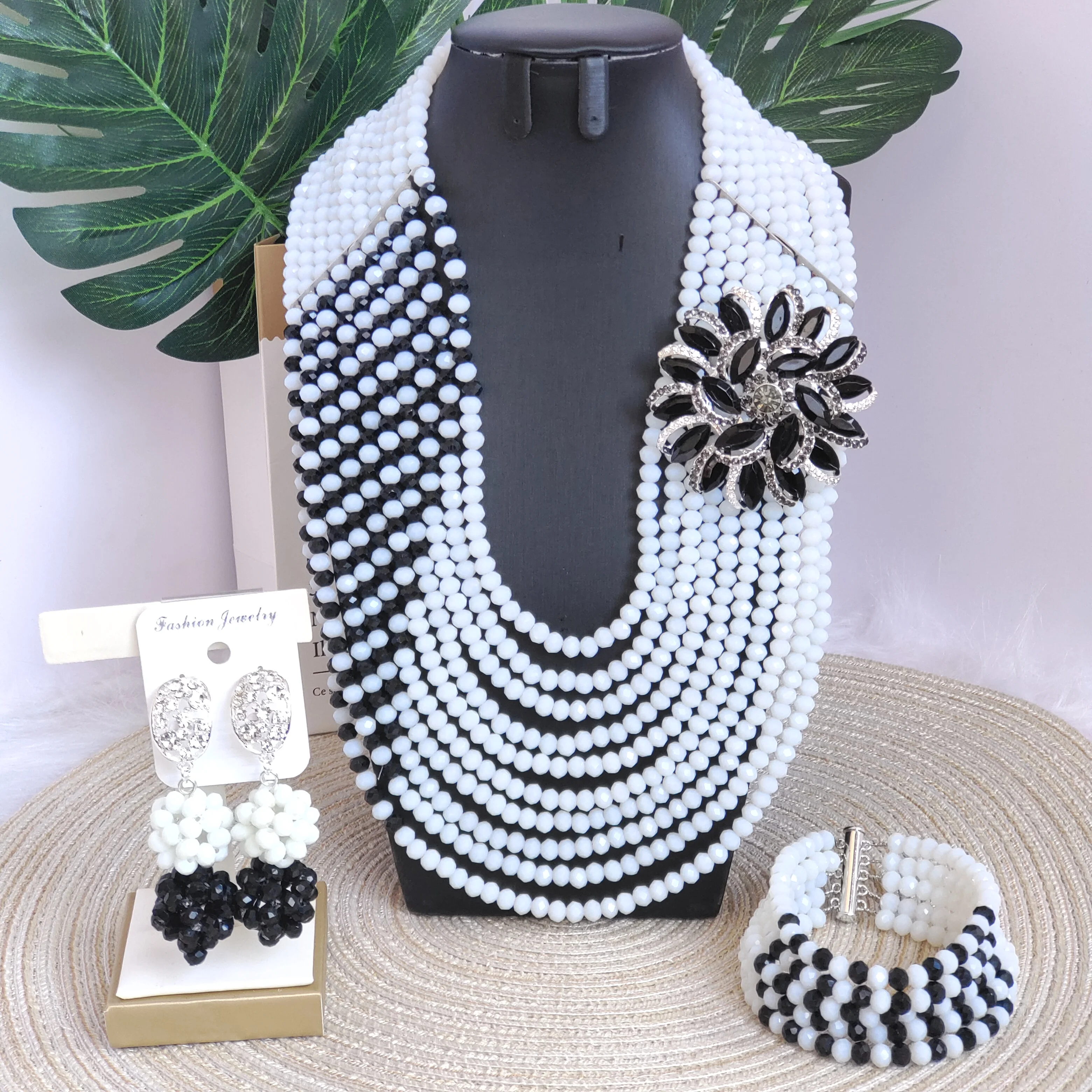 Laanc white and black crystal necklace african beads jewelry set
Laanc white and black crystal necklace african beads jewelry set