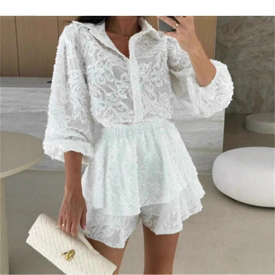 Hollow Out Lace Mini Skirt Shorts Set Women Long Sleeve Single-breasted Shirts Ruffles Shorts 2 Pieces 2025 Loose Solid Suit
Hollow Out Lace Mini Skirt Shorts Set Women Long Sleeve Single-breasted Shirts Ruffles Shorts 2 Pieces 2025 Loose Solid Suit