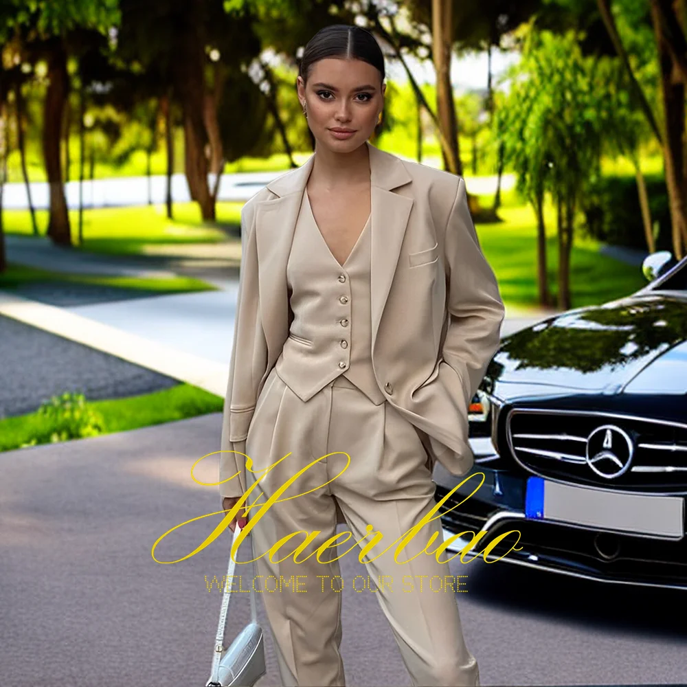 Khaki Women's Pants Set Three-piece Set (Jacket Pants Vest) High-end Business Office Workwear Formal Outfit
Khaki Women's Pants Set Three-piece Set (Jacket Pants Vest) High-end Business Office Workwear Formal Outfit