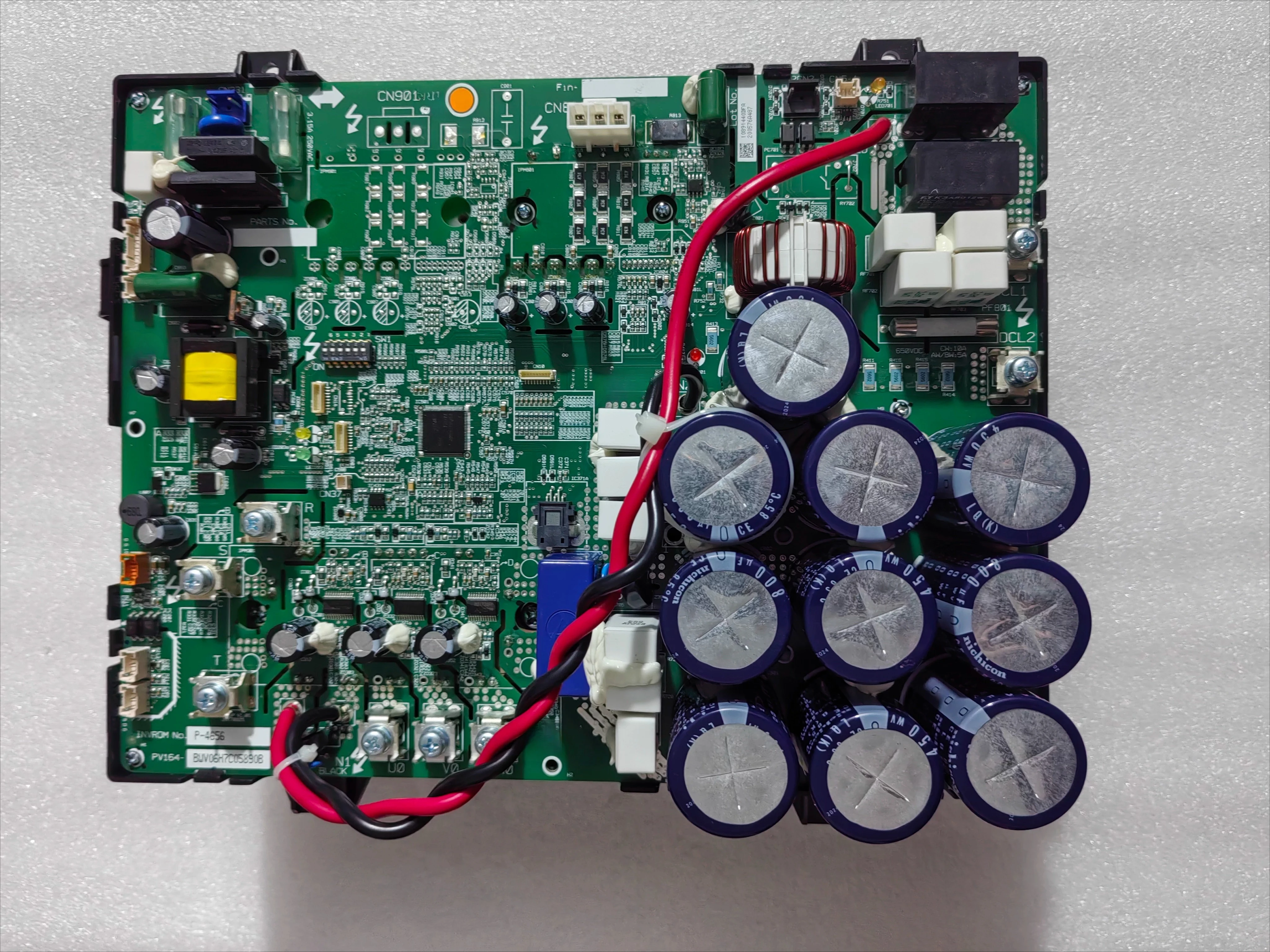 Suitable for York central air conditioning inverter module H7C05890A/B/C/H/G/J
Suitable for York central air conditioning inverter module H7C05890A/B/C/H/G/J