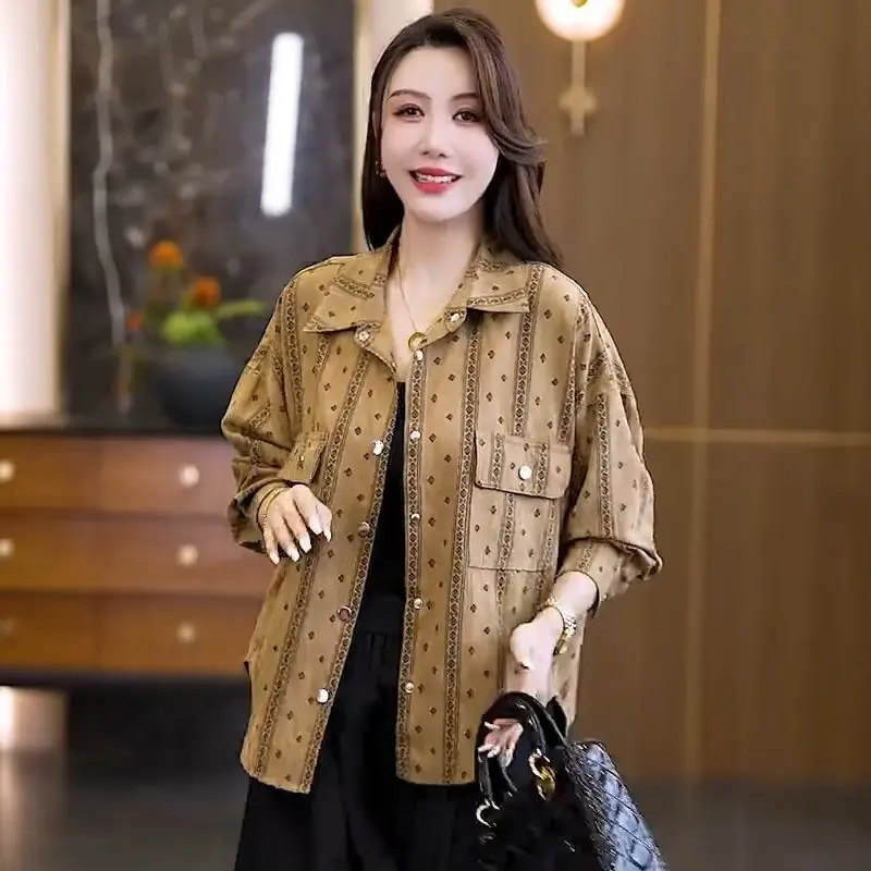 Early Autumn Tops for Women New 2025 Design Loose Bat Shirt Long Sleeve Plaid Shirt Thin Jacket
Early Autumn Tops for Women New 2025 Design Loose Bat Shirt Long Sleeve Plaid Shirt Thin Jacket