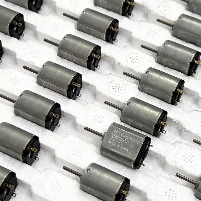 1PCS Micro FF-030PK-09210 030 Motor DC 3V 6V 7.4V 9V 19000RPM High Speed Micro Electric Motor DIY Car AV Door Lock Toy Model
1PCS Micro FF-030PK-09210 030 Motor DC 3V 6V 7.4V 9V 19000RPM High Speed Micro Electric Motor DIY Car AV Door Lock Toy Model