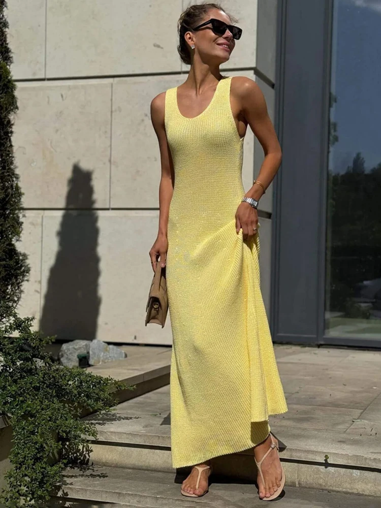 Talenza Summer Knit Long Dress Solid Sleeveless Casual High Waist Halter Long Dress Knit Backless Office Lady Women's Dress 2025
Talenza Summer Knit Long Dress Solid Sleeveless Casual High Waist Halter Long Dress Knit Backless Office Lady Women's Dress 2025