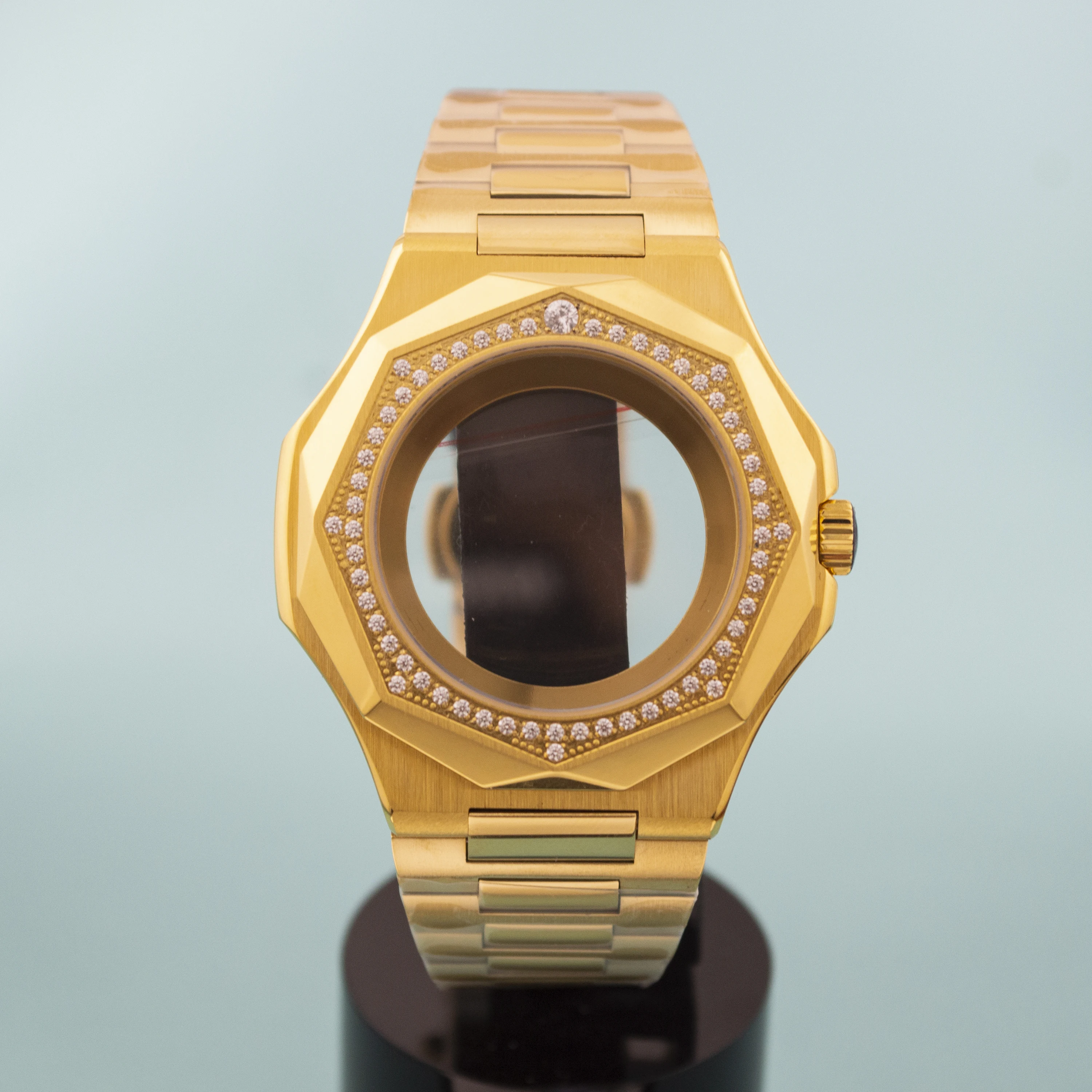 Корпус для часов с бриллиантами NH35, корпус из нержавеющей стали, ремешок для часов NH35, NH36, NH38, механизм Nautilus, сапфировое стекло.
Корпус для часов с бриллиантами NH35, корпус из нержавеющей стали, ремешок для часов NH35, NH36, NH38, механизм Nautilus, сапфировое стекло.