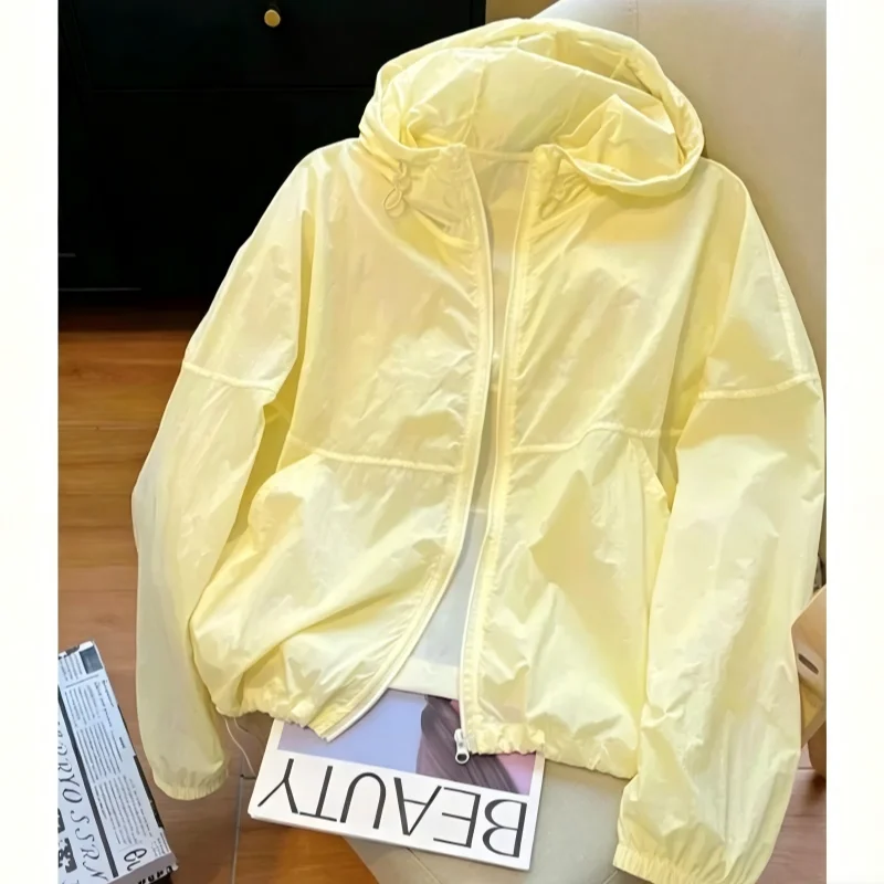 White Casual Lightweight Summer New Zipper Drawstring Hooded Loose Breathable Long Sleeve Sun Protection Outerwear for Women
White Casual Lightweight Summer New Zipper Drawstring Hooded Loose Breathable Long Sleeve Sun Protection Outerwear for Women
