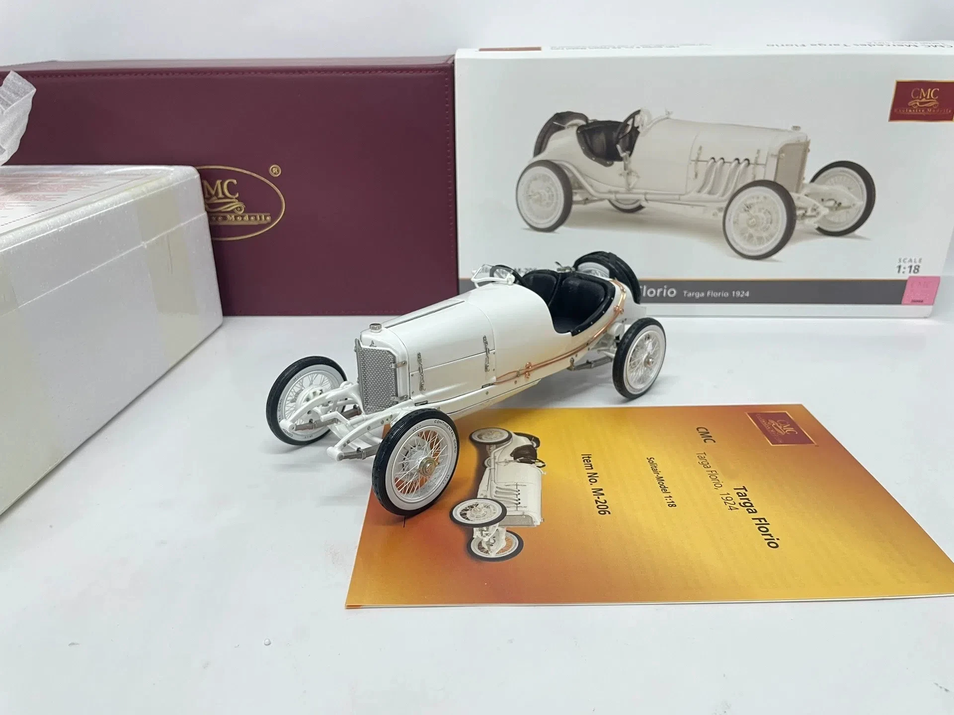 CMC 1:18 Targa Florio 1924 Белая имитация ограниченной серии, все открытые металлические статические модели автомобиля из сплава, игрушка в подарок 
CMC 1:18 Targa Florio 1924 Белая имитация ограниченной серии, все открытые металлические статические модели автомобиля из сплава, игрушка в подарок