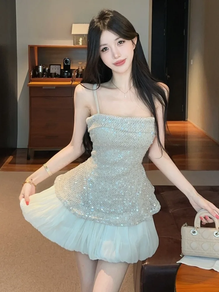 Sexy Summer Sleeveless Cloud Pattern Bead Vest And Puffy Skirt Set Women's Fashionable Commute Korean Style Slim Fit Uniform
Sexy Summer Sleeveless Cloud Pattern Bead Vest And Puffy Skirt Set Women's Fashionable Commute Korean Style Slim Fit Uniform