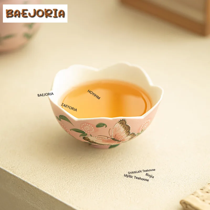 110ml Hand-painted Butterfly Dance Teacup Japanese Tea Bowl Water Jug Tea-tasting Personal Cup Chazhan Master Cups Tea Items
110ml Hand-painted Butterfly Dance Teacup Japanese Tea Bowl Water Jug Tea-tasting Personal Cup Chazhan Master Cups Tea Items
