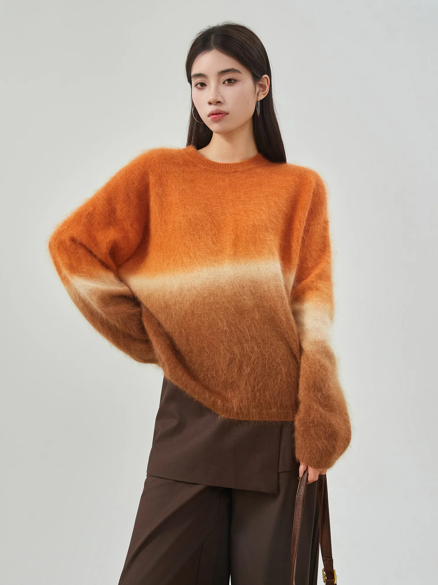 Новый комфортный женский вязаный свитер в стиле ретро, мягкий, с эффектом плюша, однотонный, для осени и зимы
Новый комфортный женский вязаный свитер в стиле ретро, мягкий, с эффектом плюша, однотонный, для осени и зимы