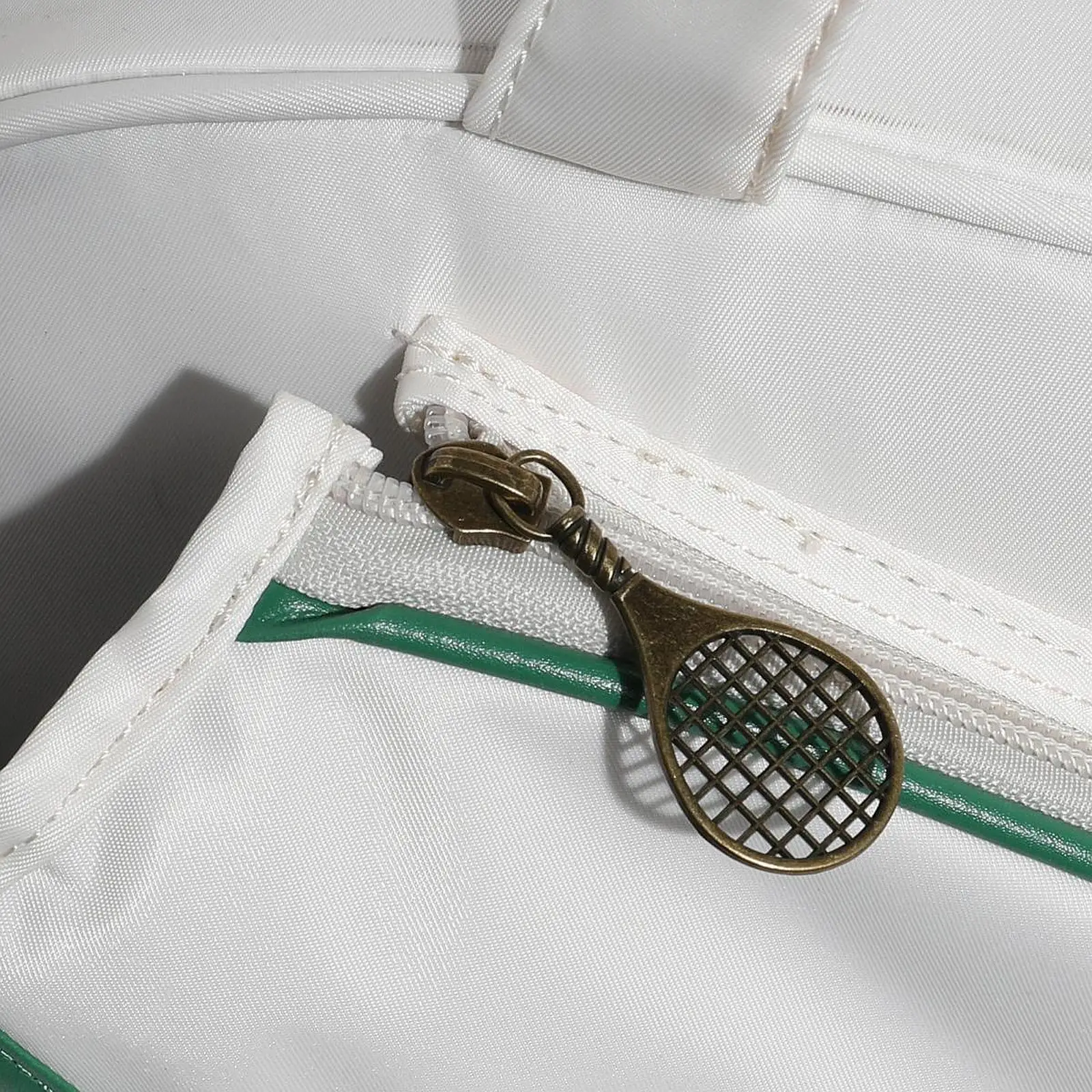 Tennis Tote Bag Carry Bag with Removable Shoulder Strap Sports Bag
Tennis Tote Bag Carry Bag with Removable Shoulder Strap Sports Bag