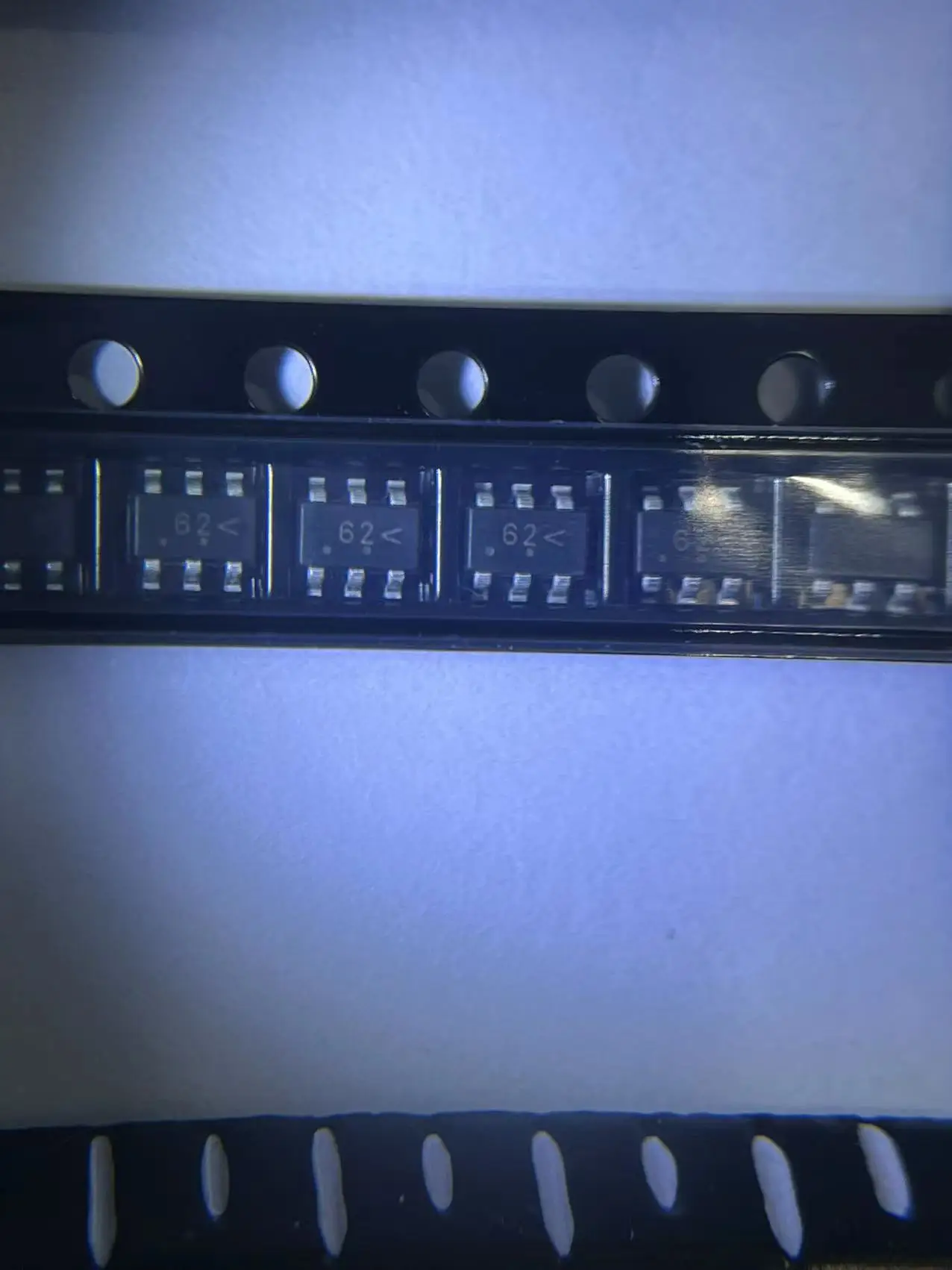 Import original NUP2201MR6T1G electrostatic discharge (ESD) protection device screen printing 62 full series IC chip
Import original NUP2201MR6T1G electrostatic discharge (ESD) protection device screen printing 62 full series IC chip