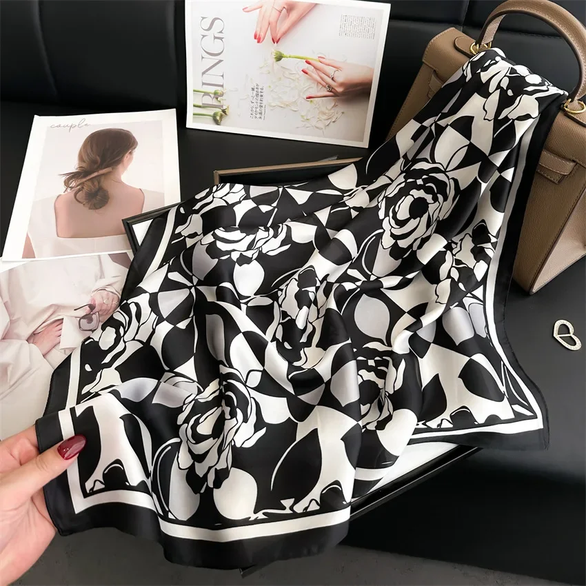 New Luxury Women's Soft Satin Hair Scarves Fashion Square Printed Headscarf 70cm Professional Accessories Designer Scarf
New Luxury Women's Soft Satin Hair Scarves Fashion Square Printed Headscarf 70cm Professional Accessories Designer Scarf