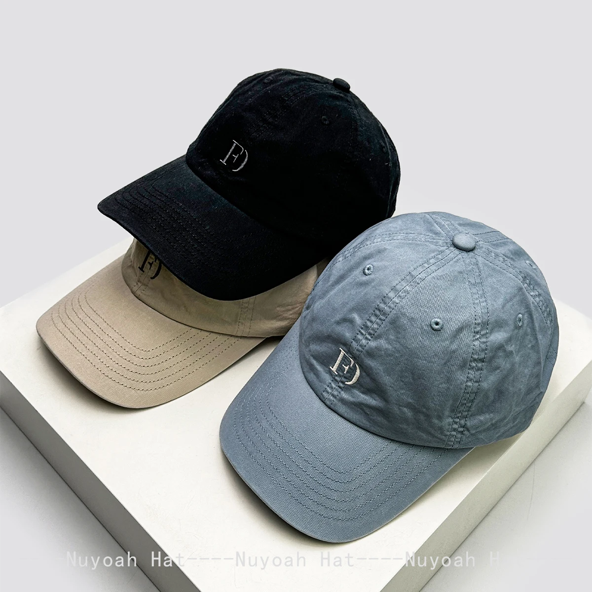 New Men Women Retro Korean Embroidered F Letters Baseball Hats Sunshade Casual Versatile Simple Peaked Caps ins Fashion Personal
New Men Women Retro Korean Embroidered F Letters Baseball Hats Sunshade Casual Versatile Simple Peaked Caps ins Fashion Personal