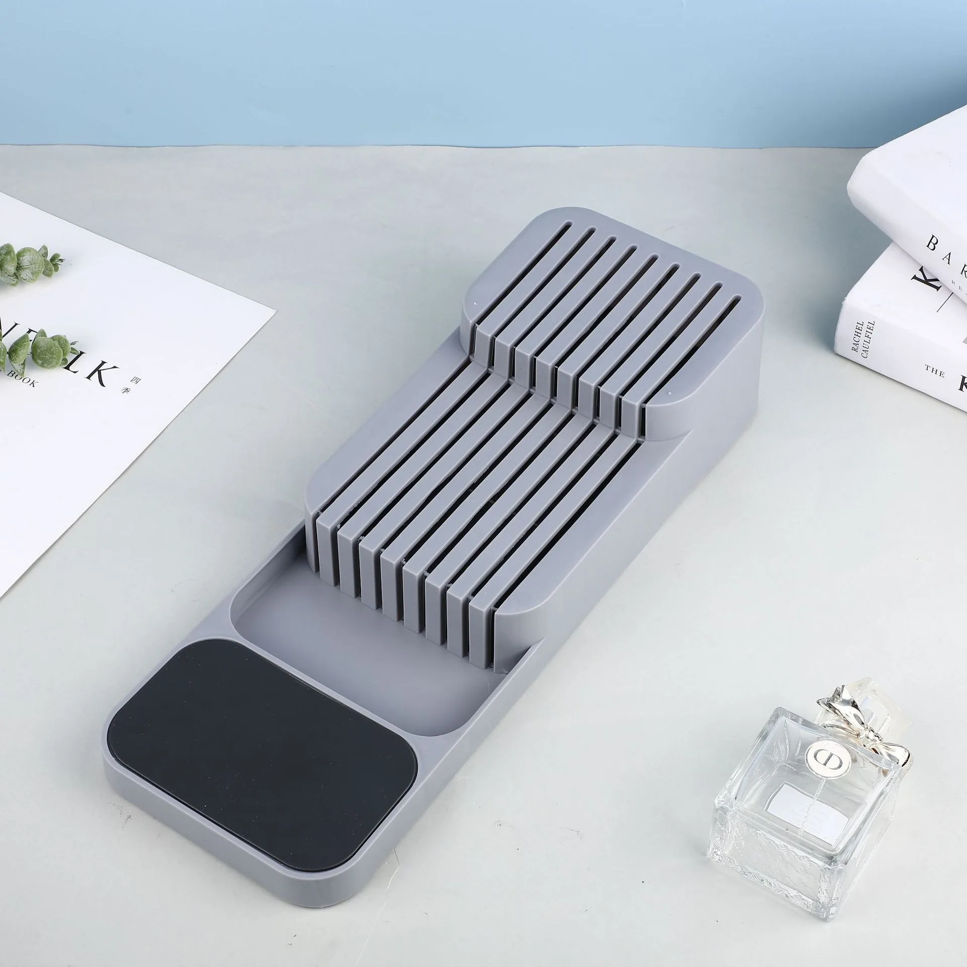 Kitchen drawer storage tray knife holder, quick draining ventilated tableware organizer tool holder container
Kitchen drawer storage tray knife holder, quick draining ventilated tableware organizer tool holder container