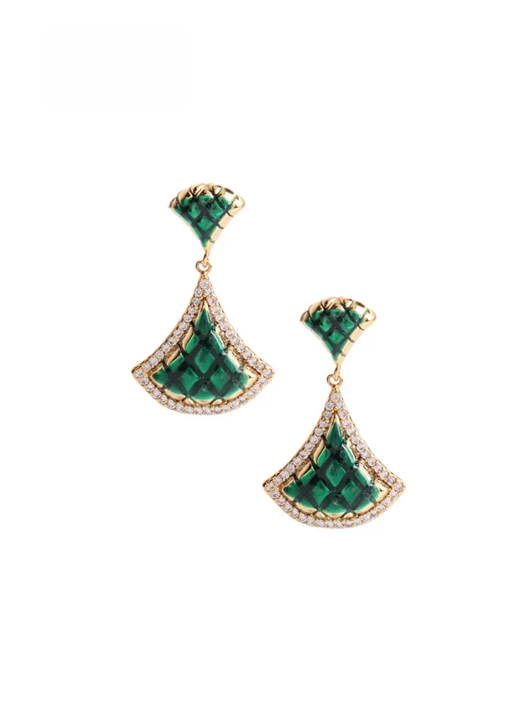 Sumni Vintage Green Enameled Droplet Earrings S925 Silver Needle Women's Fashion Jewelry Geometric Pattern Alloy Ear Jewelry
Sumni Vintage Green Enameled Droplet Earrings S925 Silver Needle Women's Fashion Jewelry Geometric Pattern Alloy Ear Jewelry