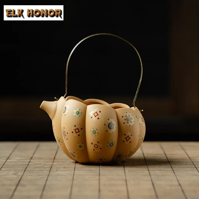 230ml Pumpkin Lifting Handle Zisha Teapot Handmade Tea Infuser Pot Household Tea Maker Kettle With Strainer Green Tea Cha Craft
230ml Pumpkin Lifting Handle Zisha Teapot Handmade Tea Infuser Pot Household Tea Maker Kettle With Strainer Green Tea Cha Craft