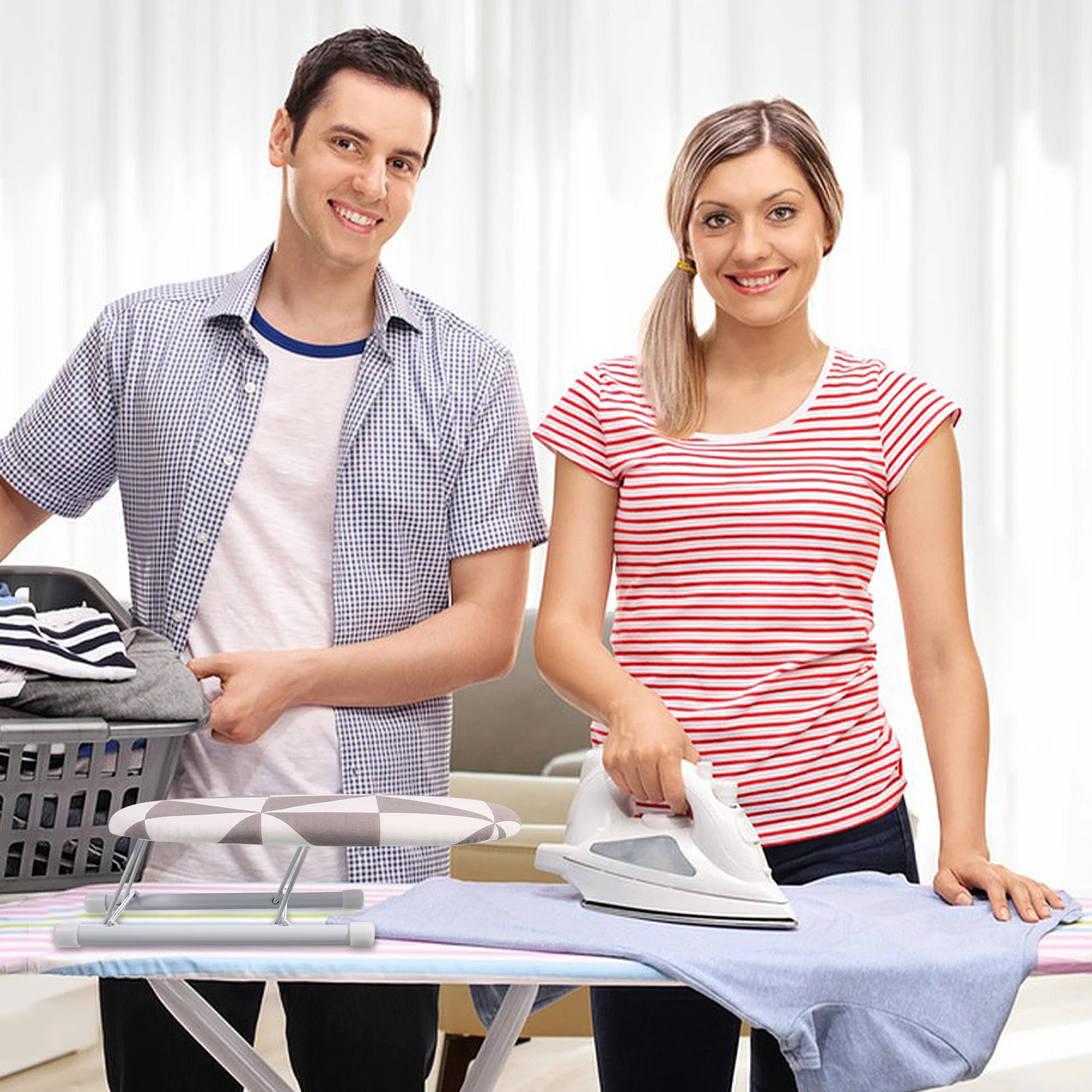 1Pcs Mini Folding Ironing Board Sleeve Rack Portable Ironing Tool Compact Design for Travel Home Laundry Room Gift
1Pcs Mini Folding Ironing Board Sleeve Rack Portable Ironing Tool Compact Design for Travel Home Laundry Room Gift