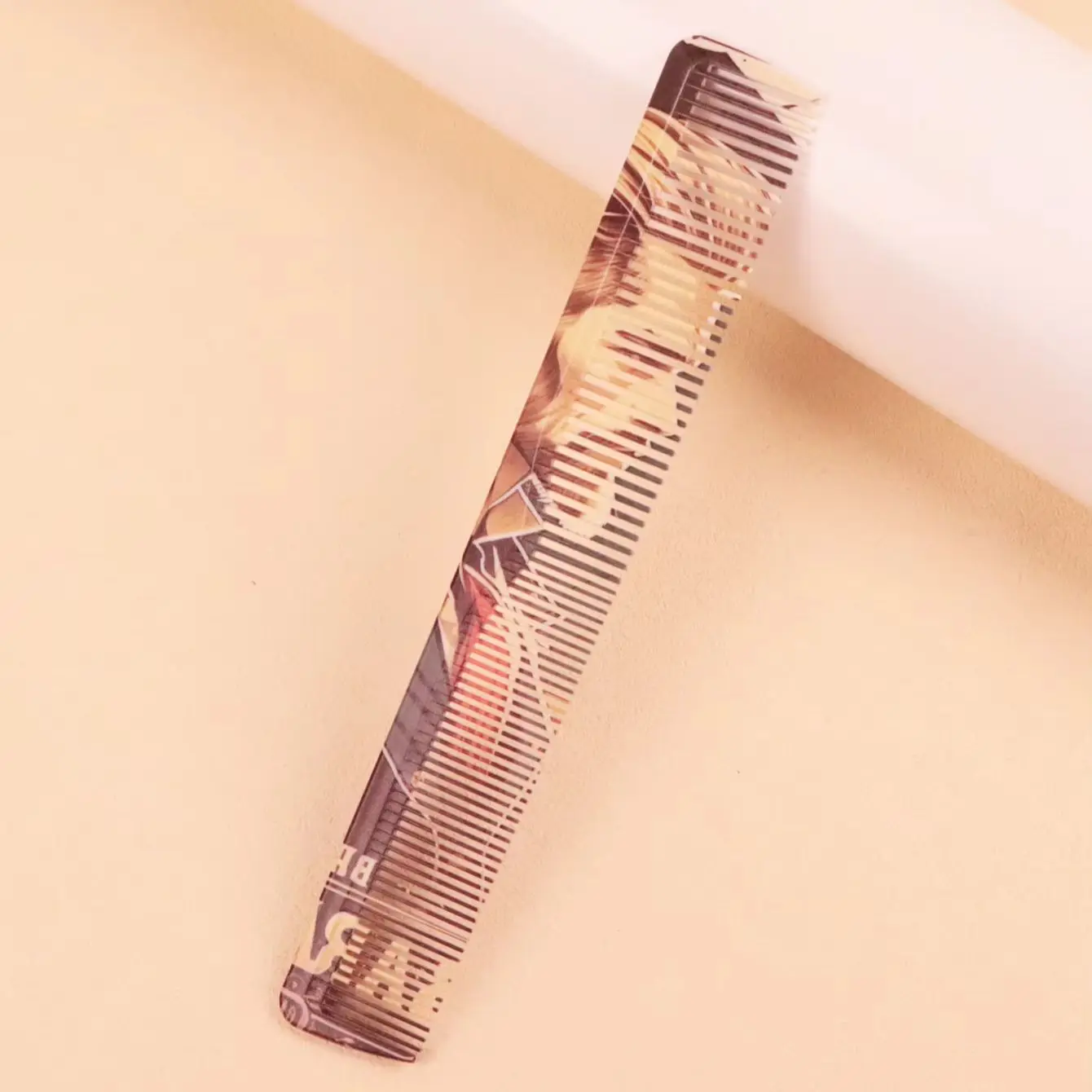Men's printed hair comb, double-sided ponytail comb, salon hair care and styling tool Special for real hair wigs
Men's printed hair comb, double-sided ponytail comb, salon hair care and styling tool Special for real hair wigs