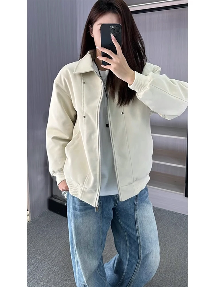 Thiened ort PU Leather Cotton Jaet for Men with Rivet Stand Fit Youth Faion Winter Outerwear Baseball Sle Coat
Thiened ort PU Leather Cotton Jaet for Men with Rivet Stand Fit Youth Faion Winter Outerwear Baseball Sle Coat