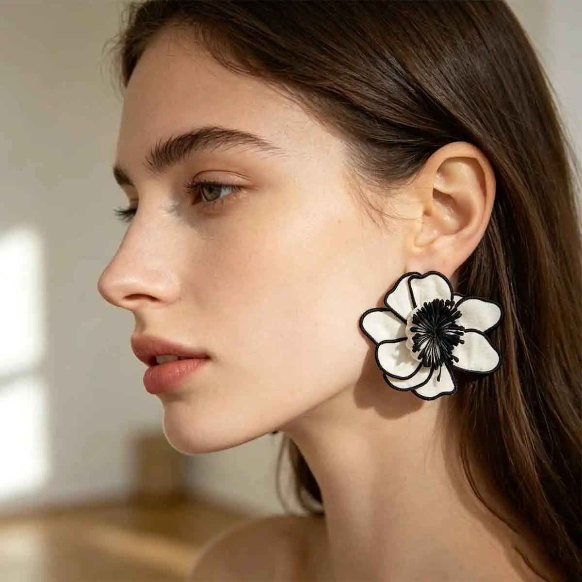 Elegant Camellia Flower Earrings Luxury Black White Petal Ear Studs for Women
Elegant Camellia Flower Earrings Luxury Black White Petal Ear Studs for Women