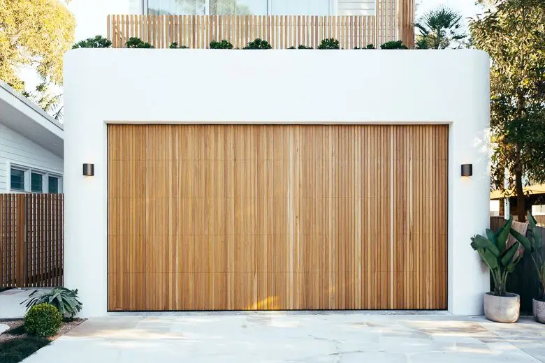 Electric Garage Door Aluminum Alloy Tempered Frosted Glass Combination Automatic Lift Sliding Garage Door for Home Courtyard
Electric Garage Door Aluminum Alloy Tempered Frosted Glass Combination Automatic Lift Sliding Garage Door for Home Courtyard