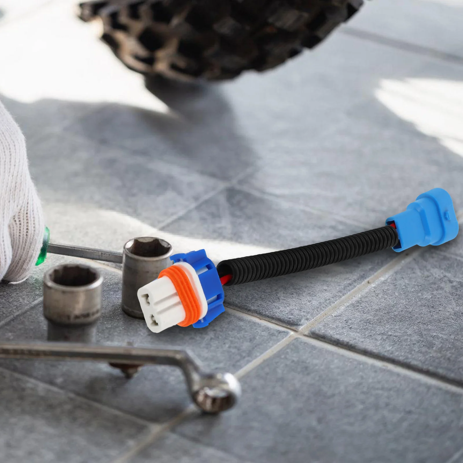 2pcs Headlight Connector Universal Car Headlight Wiring Harness Adapter Ceramic Dual Head Plug Automotive Accessories
2pcs Headlight Connector Universal Car Headlight Wiring Harness Adapter Ceramic Dual Head Plug Automotive Accessories