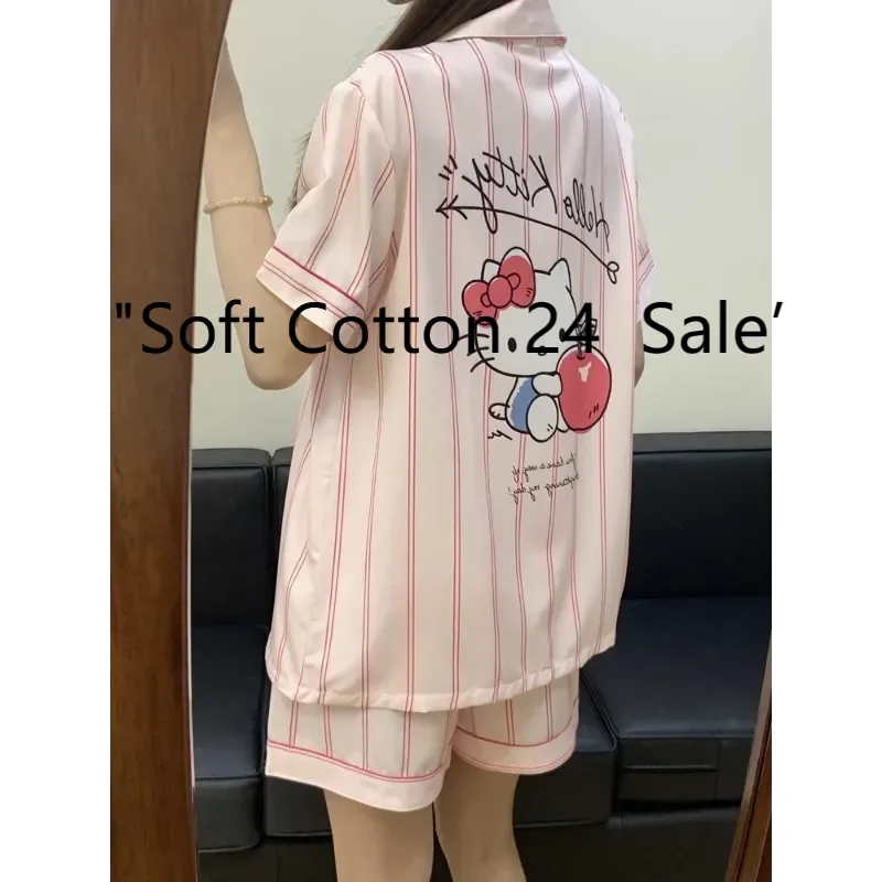 Summer Hello Kitty pajamas new casual short-sleeved shorts cartoon two-piece set cute loose Hello Kitty women's loungewear
Summer Hello Kitty pajamas new casual short-sleeved shorts cartoon two-piece set cute loose Hello Kitty women's loungewear