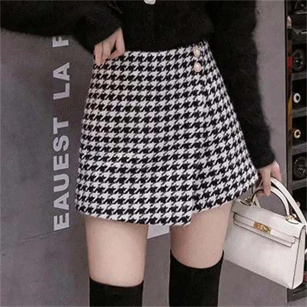 Pop Short Pants Scanties Autumn Houndstooth Woolen Shorts Women High Waisted Loose Wide Leg Shorts Ol Chores Para Mujer Fake Two
Pop Short Pants Scanties Autumn Houndstooth Woolen Shorts Women High Waisted Loose Wide Leg Shorts Ol Chores Para Mujer Fake Two